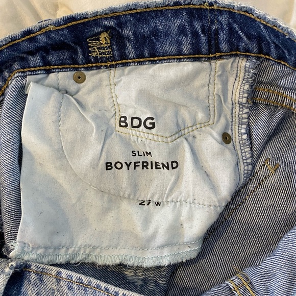 BDG Distressed Boyfriend Jeans - Picture 12 of 15